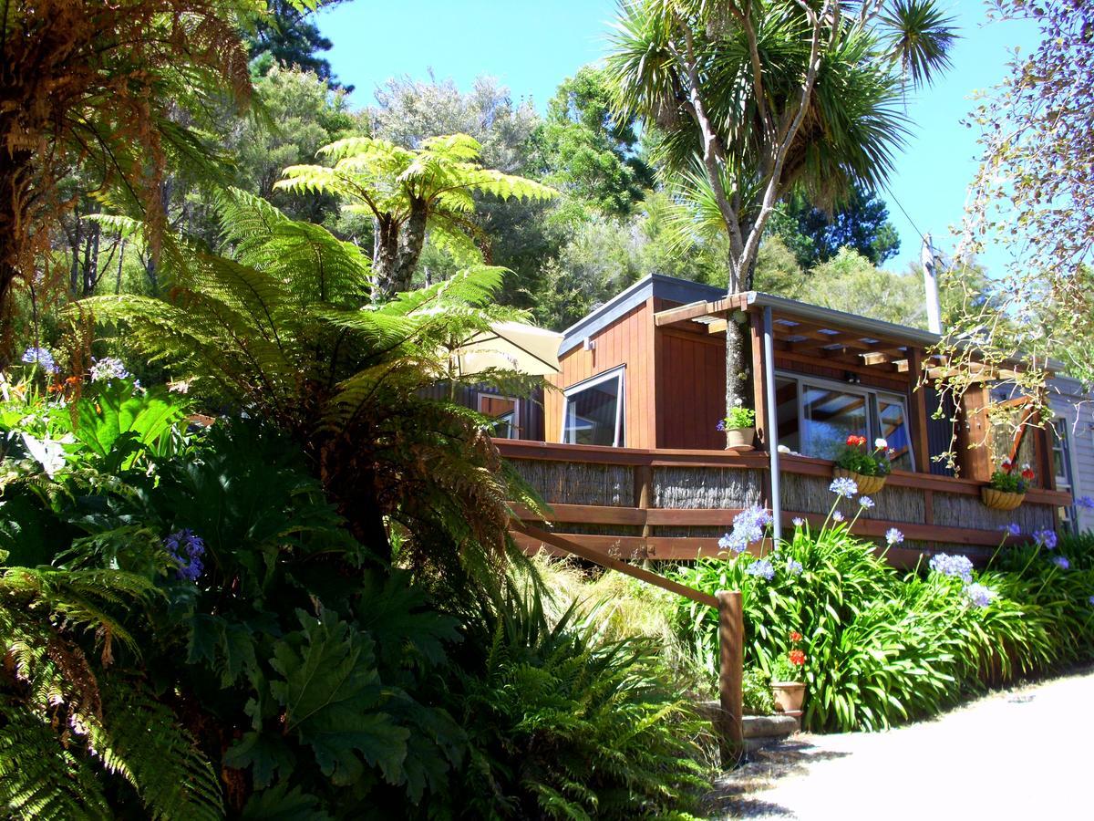 Cabbage Tree Chalet Parapara Phòng bức ảnh